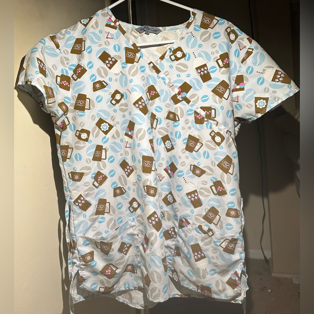 Scrub top